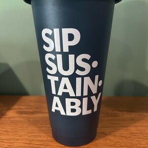 Starbucks 24 ounce sip sustainably cold cup